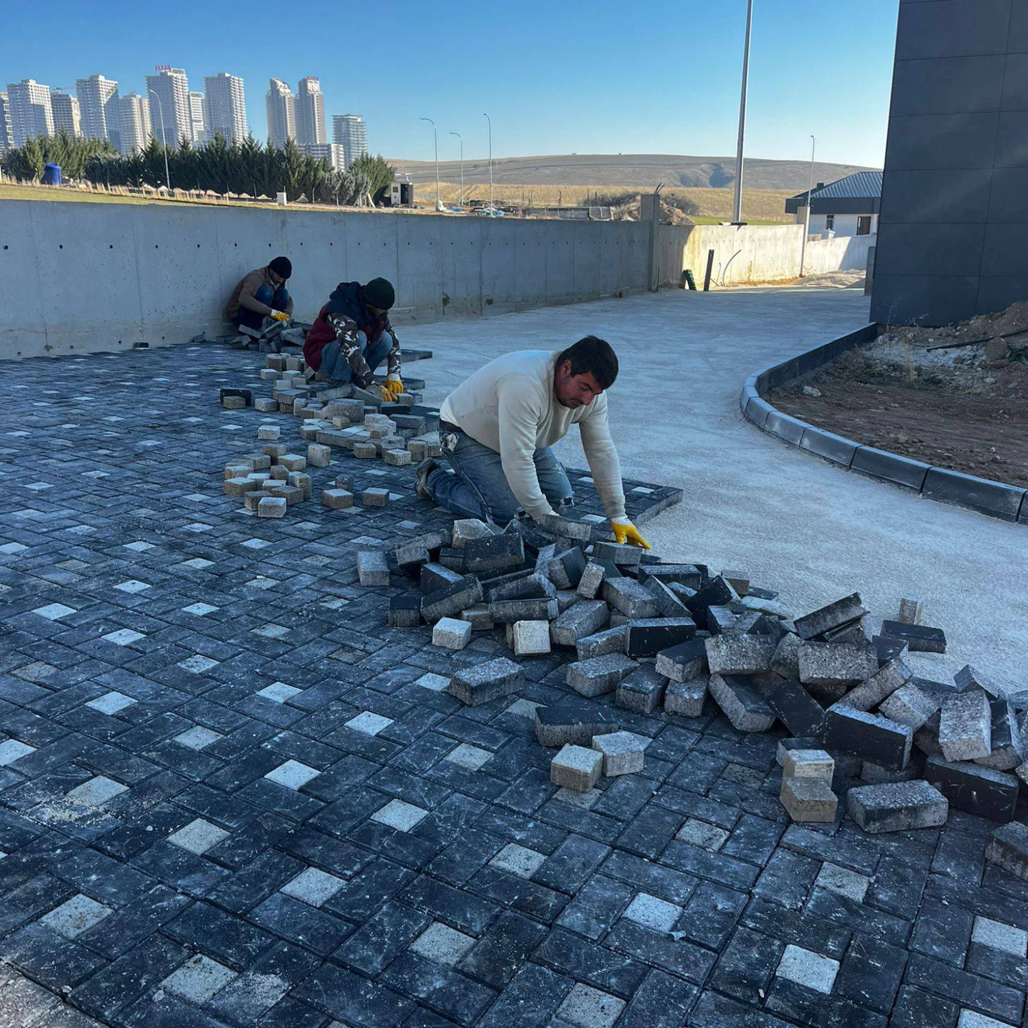Ankara Bağlum site içi yol ve otopark kilit taşı uygulaması