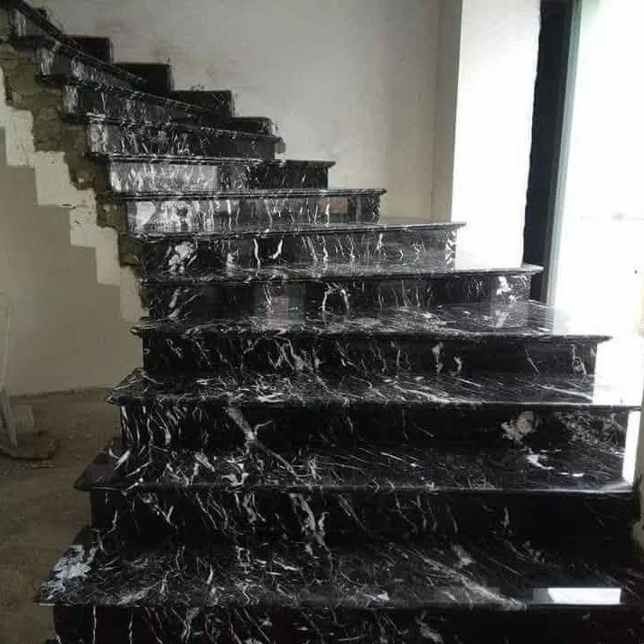 Mermer Basamak Siyah Reng Uygulaması