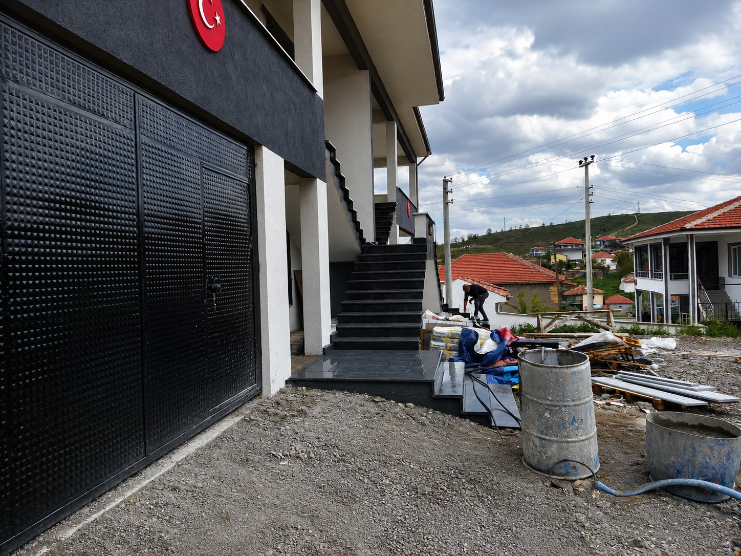 Konya Kulu Kömişiini Köyü Andezit Taşı Döşemesi